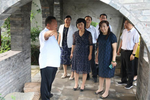 20220809124547763.jpg 山東省社會(huì)組織聯(lián)合會(huì)社會(huì)服務(wù)專業(yè)委員會(huì)授牌儀式在沂南縣磚埠鎮(zhèn)隆重舉行731 拷貝.jpg