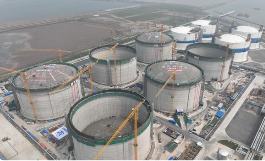 全球首次！3座全球最大LNG儲罐同步升頂