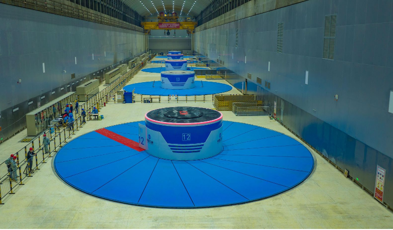 白鶴灘水電站第十三臺(tái)機(jī)組順利投產(chǎn)