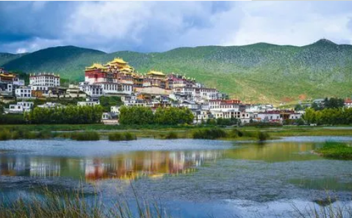 文旅融合發(fā)展，打造“世界的香格里拉”