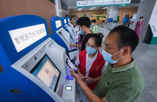 優(yōu)化疫情防控“新十條”出臺(tái)后 如何保障民眾就醫(yī)需求？