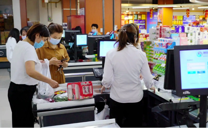 多地發(fā)放新一輪消費(fèi)券，重點(diǎn)扶持受疫情影響嚴(yán)重行業(yè)