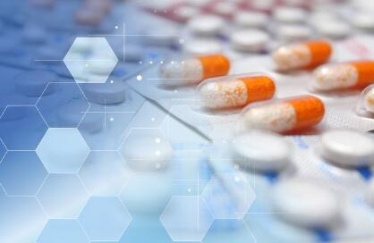 加緊生產(chǎn)、精準投放、免費發(fā)放……讓藥品盡快到達群眾手中