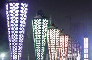 夜游經(jīng)濟重燃景觀照明業(yè)回暖有望 2027年行業(yè)產(chǎn)值或?qū)⒊?500億元