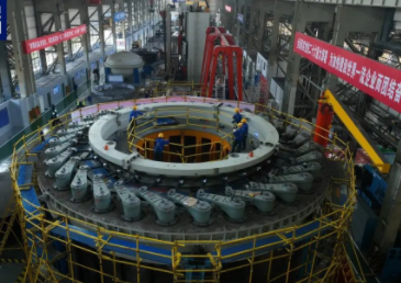 全球最大立式導(dǎo)水機(jī)構(gòu)在四川德陽(yáng)下線(xiàn)