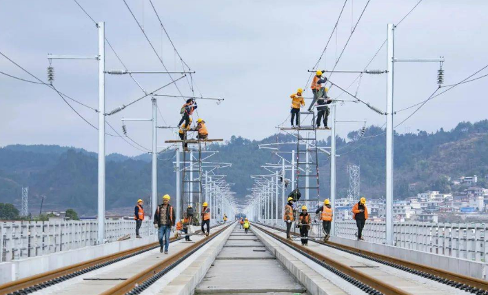 貴南高鐵全線進入靜態(tài)驗收階段