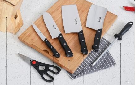 2022年刀具出口額明顯大于進口額