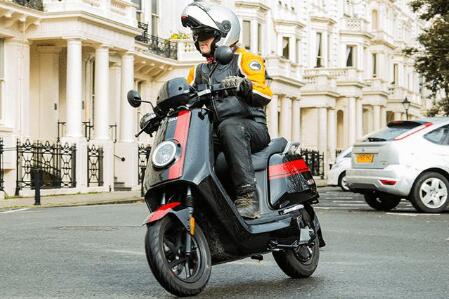 兩輪電動(dòng)車萬(wàn)億新市場(chǎng)高端化競(jìng)爭(zhēng)再提速