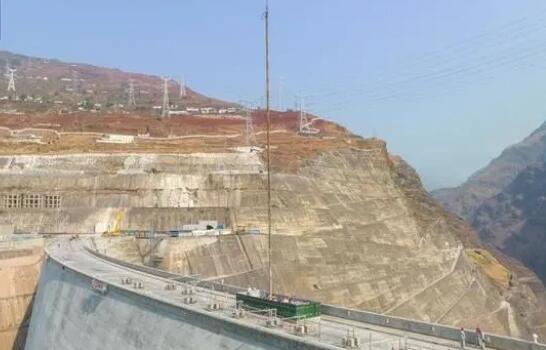 刷新世界紀(jì)錄！白鶴灘水電站取出36.74米低熱混凝土芯樣