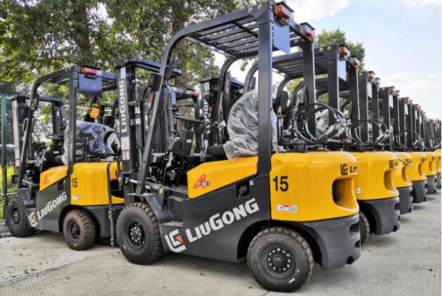 柳工工業(yè)車輛拼搶海外一季度“開(kāi)門紅”