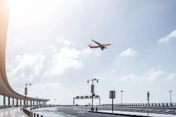 我國(guó)與中亞五國(guó)全面復(fù)航 “空中絲綢之路”擴(kuò)能提速