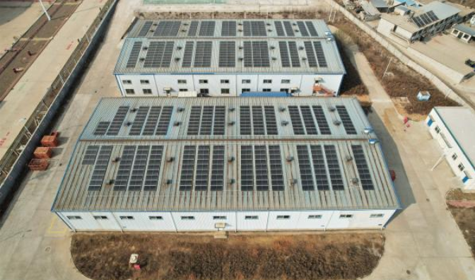 渤海油田首個(gè)兆瓦級(jí)光伏發(fā)電項(xiàng)目并網(wǎng)成功