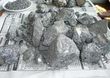 加快鉛鋅板塊上市正當(dāng)其時(shí)