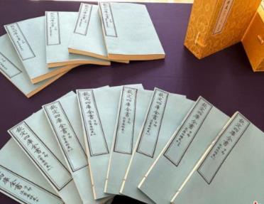 中國(guó)文溯閣《四庫(kù)全書(shū)》原大原樣影印精選版面世