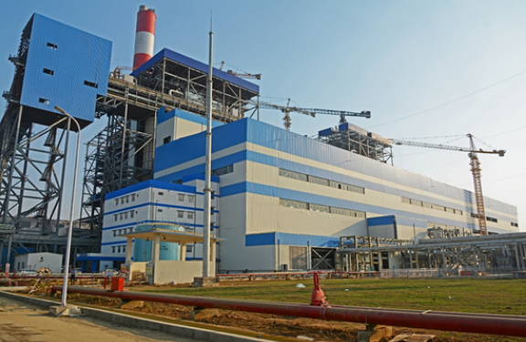 中國電建承建的印度鼓達(dá)項(xiàng)目2號(hào)機(jī)組并網(wǎng)一次成功