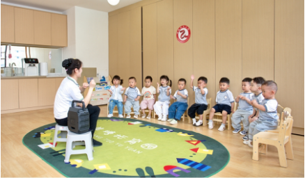 截至去年底，全國共有托育機構(gòu)約7.5萬家