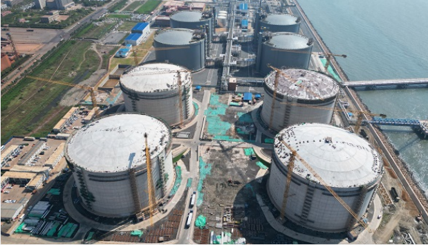 我國(guó)首個(gè)千萬(wàn)噸級(jí)LNG接收站一期工程在津投產(chǎn)