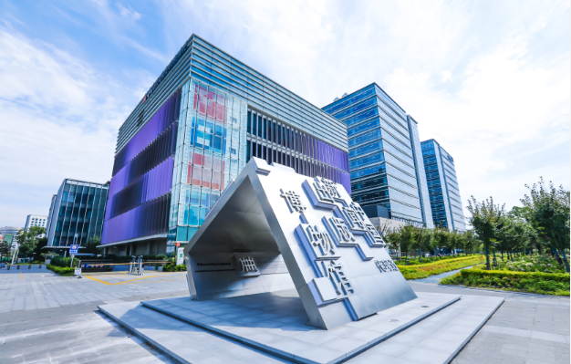 中國(guó)建筑承建的中國(guó)近現(xiàn)代新聞出版博物館正式開(kāi)放