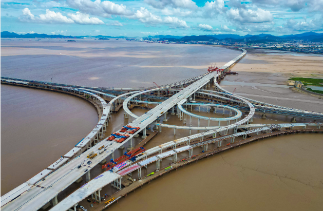 亞洲最大！杭甬高速復(fù)線濱海互通全面架通