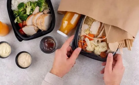 中消協(xié)提醒消費(fèi)者謹(jǐn)慎購買“剩菜盲盒”