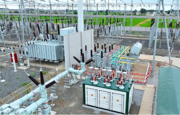 國內(nèi)首個(gè)輸電移相器工程投運(yùn) 保變電氣自主研發(fā)主變壓器運(yùn)行狀態(tài)良好