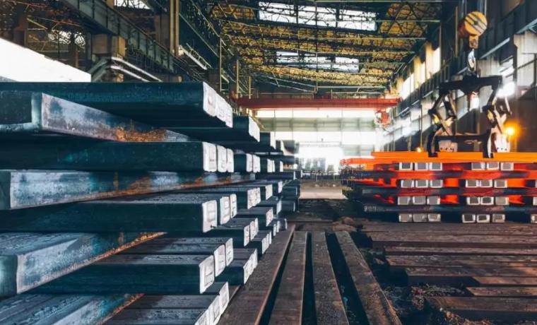 前8個(gè)月我國粗鋼產(chǎn)量同比增長2.6%