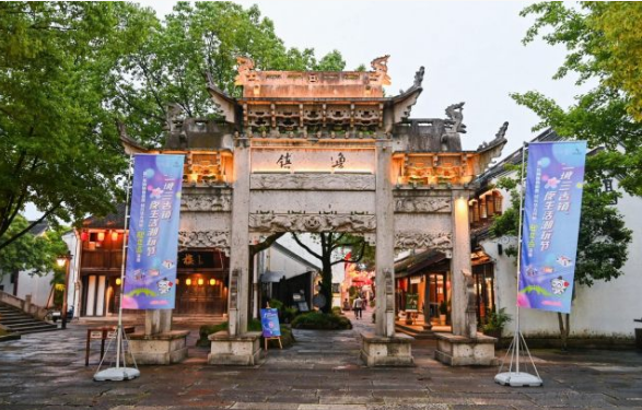 超長(zhǎng)假期點(diǎn)燃出游熱情，多地開(kāi)啟“花式”攬客