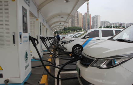 多舉措破解假日汽車(chē)充電難