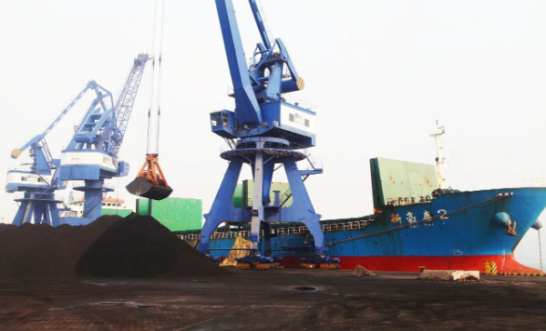 招商局遼港集團發(fā)揮港口資源優(yōu)勢 全力保障能源物資運輸高效通暢