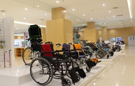 工信部：2023年中國(guó)老年用品市場(chǎng)規(guī)模達(dá)5萬(wàn)億元