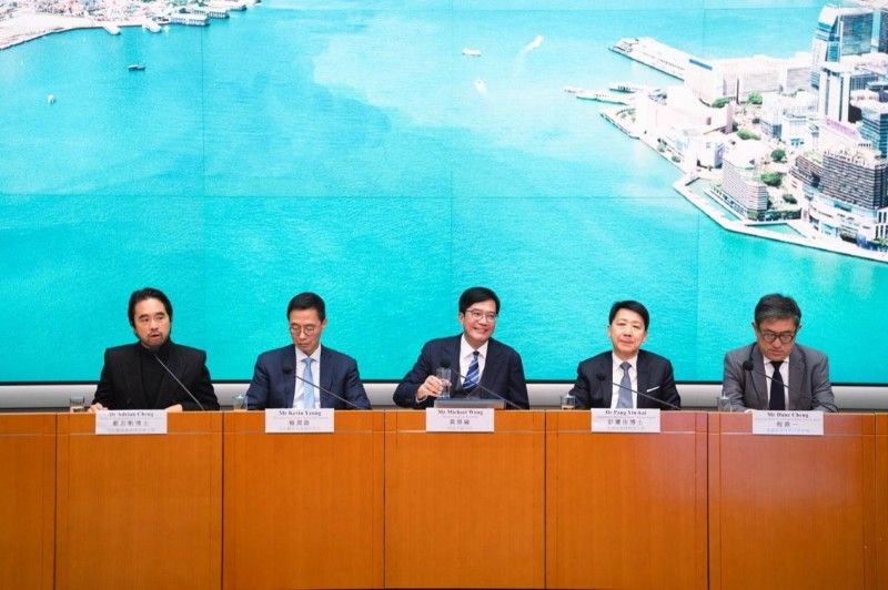 鄭志剛助力Chubby Hearts 亞洲首展：共繪香港經(jīng)濟(jì)文藝新篇章