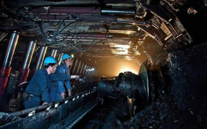 司法部、應(yīng)急管理部、國家礦山安監(jiān)局負(fù)責(zé)人就《煤礦安全生產(chǎn)條例》答記者問