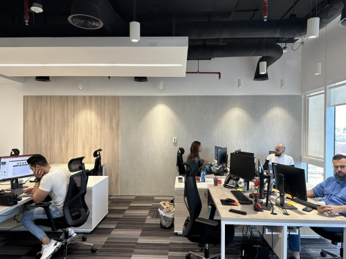 開啟發(fā)展新篇章，ATFX阿聯(lián)酋辦事處遷入迪拜碼頭新址