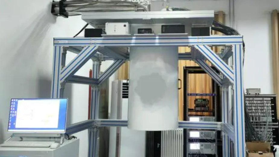 國內(nèi)首款可商用可量產(chǎn)的超導量子計算機用稀釋制冷機交付 