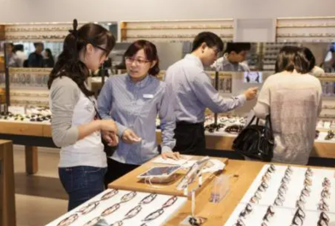 中改院報告：我國服務(wù)型消費有巨大增長潛力