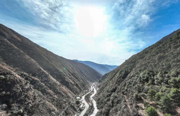 亞洲最長(zhǎng)仿生態(tài)魚道項(xiàng)目開(kāi)始澆筑施工