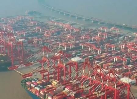 積極因素累積增多 中國外貿(mào)穩(wěn)中提質(zhì)展現(xiàn)強勁“脈動”