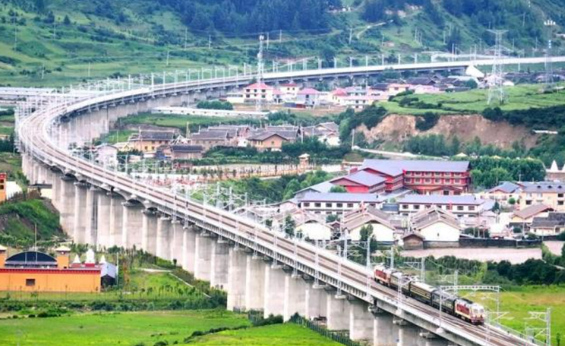 到九寨溝更快捷！川青鐵路鎮(zhèn)江關至黃勝關段開始聯(lián)調(diào)聯(lián)試