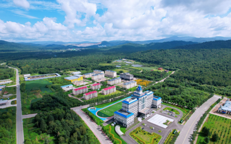 鹿鳴礦業(yè)：執(zhí)綠色之筆繪就礦山高質(zhì)量發(fā)展生態(tài)畫(huà)卷