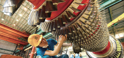 全國(guó)每4度電就有1度來(lái)自東方電氣生產(chǎn)的裝備 挺起裝備制造業(yè)“脊梁”