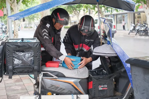 冷空氣帶火“暖經(jīng)濟(jì)”，順豐同城高品質(zhì)即配助推冬日消費(fèi)