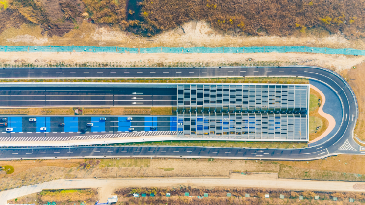 國(guó)內(nèi)最長(zhǎng)省道湖底隧道正式通車