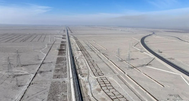 我國沙漠線路路徑最長750千伏輸變電工程建成投運(yùn)