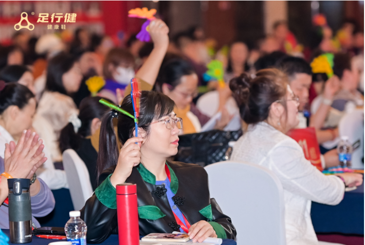 讓腸胃更輕松！讓健康更進(jìn)一步！足行健新品“暢通無阻”正式發(fā)布