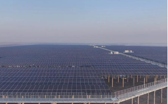 全國(guó)規(guī)模最大“光氫儲(chǔ)一體化”海上光伏項(xiàng)目在江蘇如東并網(wǎng)發(fā)電