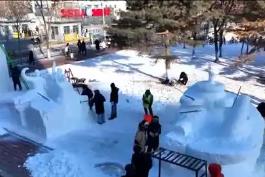 冰雕競技、國風(fēng)滑雪、雪地狂歡……冰雪為“媒” 點(diǎn)燃消費(fèi)新引擎