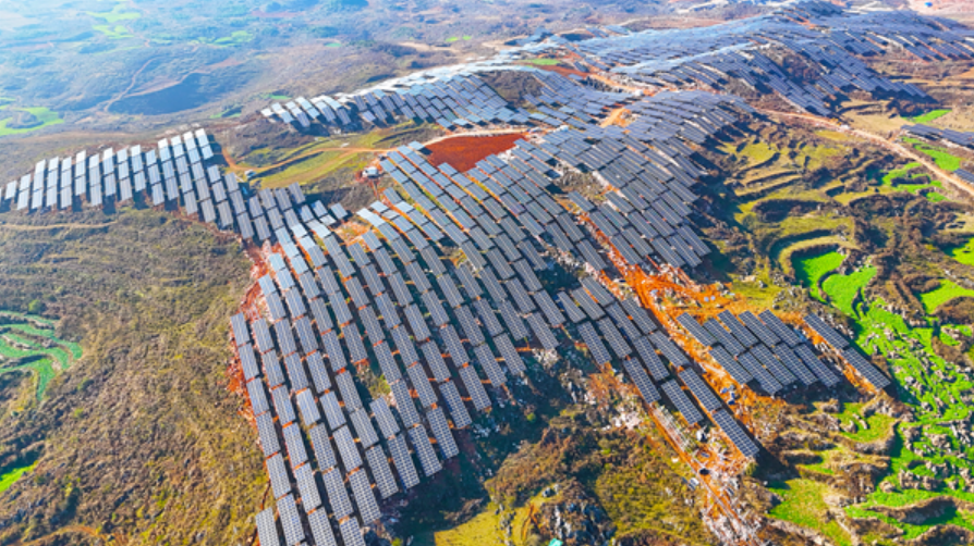 綠能澎湃！廣東能源集團(tuán)多個(gè)光伏項(xiàng)目實(shí)現(xiàn)并網(wǎng)發(fā)電