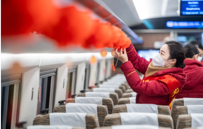春運跨區(qū)域人員流動量將創(chuàng)新高 有關部門全力以赴保障春運平穩(wěn)有序安全