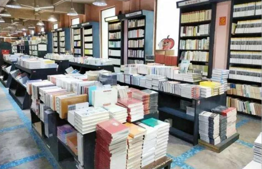 報(bào)告顯示2024年我國(guó)圖書零售市場(chǎng)總體規(guī)模保持穩(wěn)定