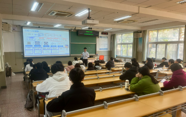 教育部：加快建立科技發(fā)展、國(guó)家戰(zhàn)略需求牽引的學(xué)科專業(yè)設(shè)置調(diào)整機(jī)制